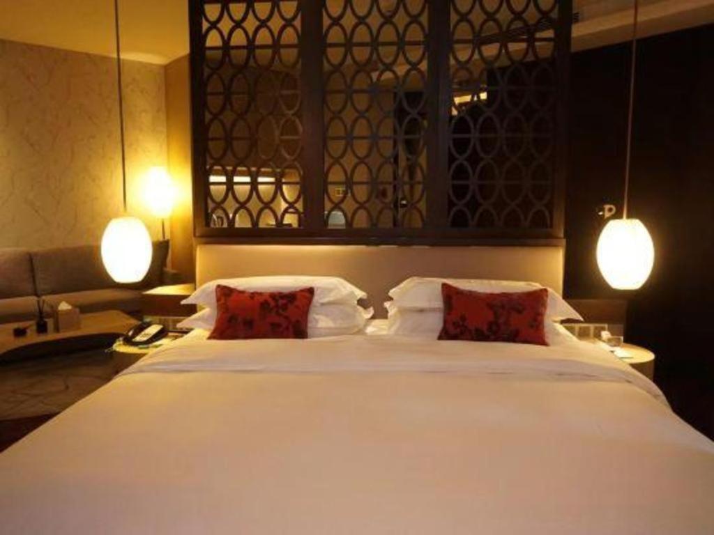 แมซอง นิว เซ็นจูรี โฮเทล ตงกวน Hotel ภายนอก รูปภาพ