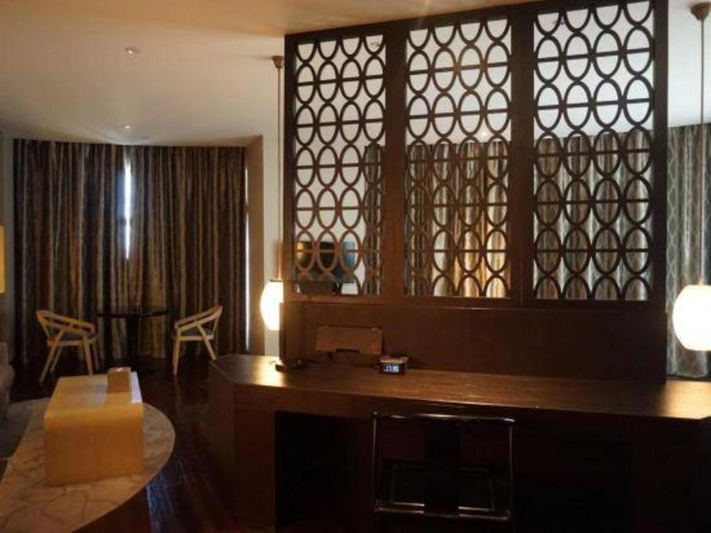 แมซอง นิว เซ็นจูรี โฮเทล ตงกวน Hotel ภายนอก รูปภาพ