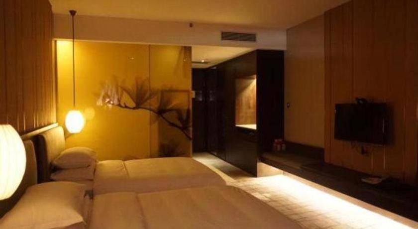 แมซอง นิว เซ็นจูรี โฮเทล ตงกวน Hotel ภายนอก รูปภาพ