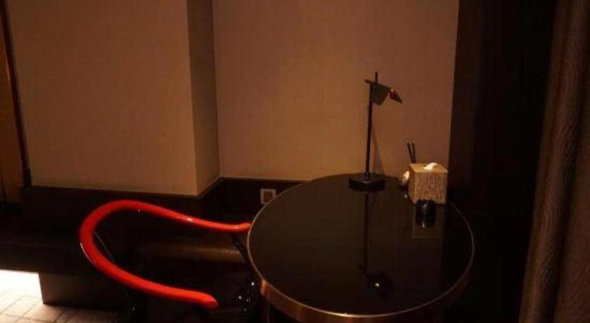 แมซอง นิว เซ็นจูรี โฮเทล ตงกวน Hotel ภายนอก รูปภาพ